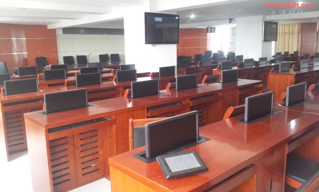 Т�����r(n��ng)�I(y��)�y�ж�ý�w��(hu��)�hϵ�y(t��ng)